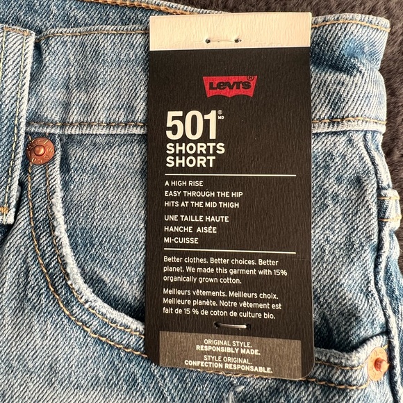 Levi’s Mid Thigh Premium Shorts - Picture 4 of 7